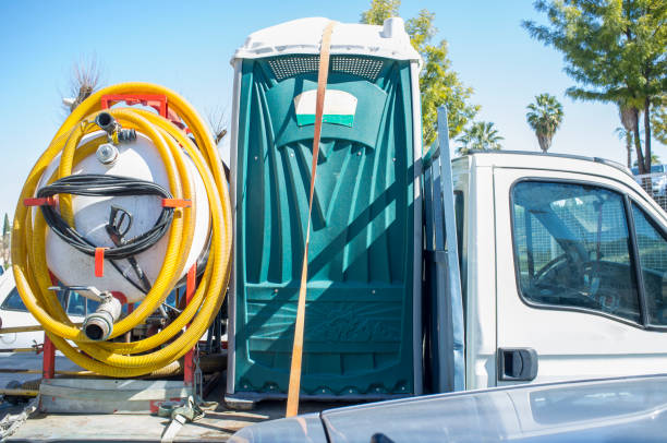 Porta potty delivery and setup in Atherton, CA
